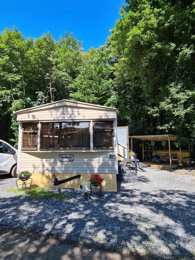 Unique Caravan With Outdoor Space Ballantrae Exterior foto